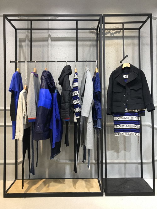 新手在石井服裝批發(fā)市場(chǎng)進(jìn)貨,開(kāi)女裝品牌折扣店需要怎么操作