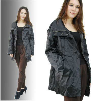 【【廠家批發(fā) 品質上乘】小額服裝批發(fā)黑色光澤好長風衣ZB006-2】價格,廠家,圖片,女式風衣、大衣,季玉榮(個體經營)-